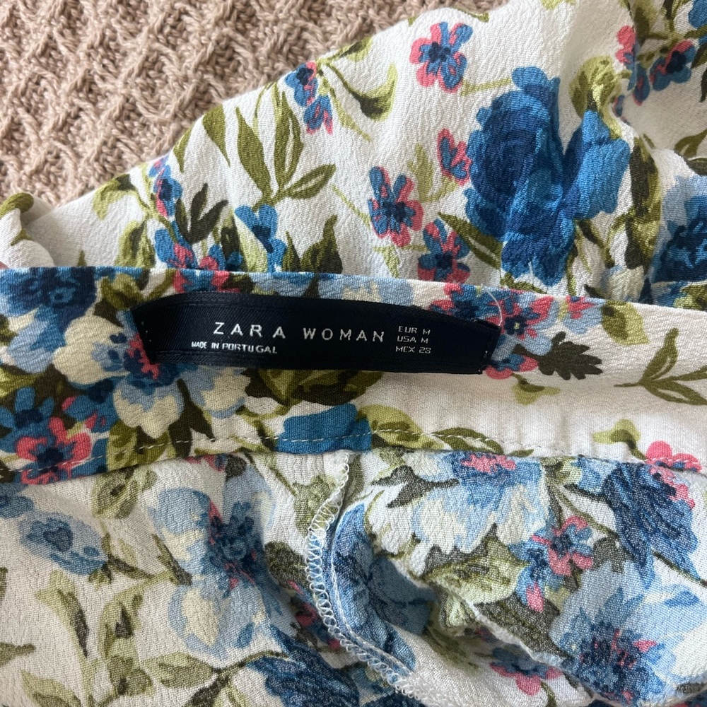 Zara mid skirt center slit buttons